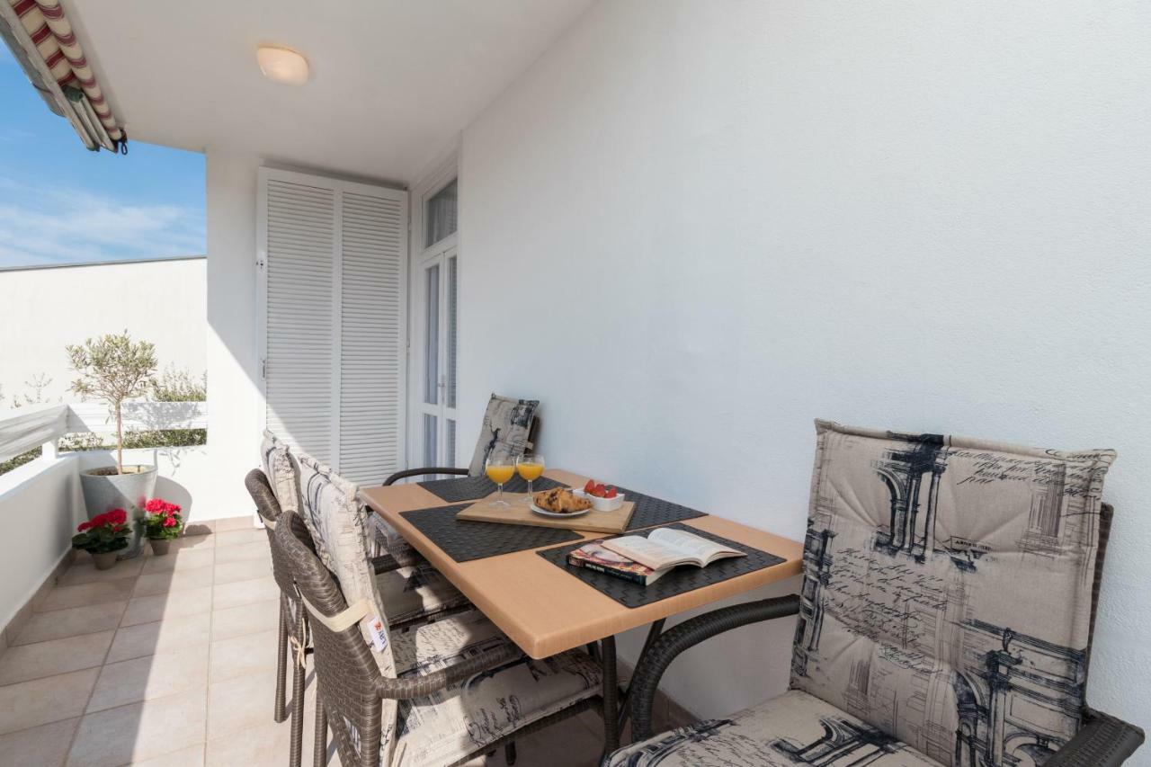 Apartman Roko Petrčane Zewnętrze zdjęcie
